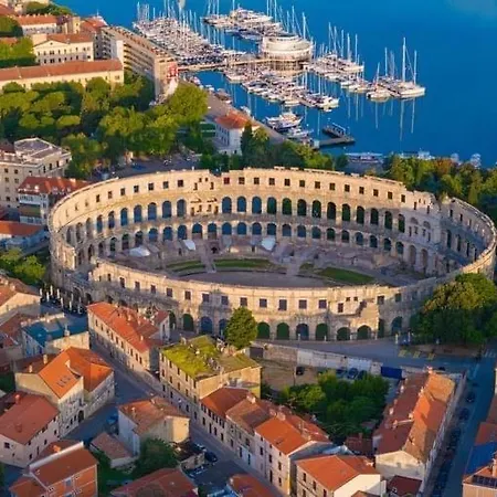 Domus Nostrae-pula Apartment Pula